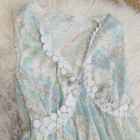 Vintage 80s Union Label Long Floral Slip Nightgown - Picture 5 of 7